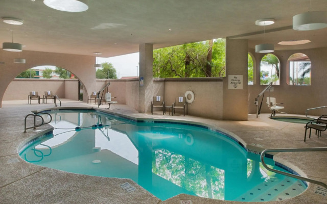 GreenTree Hotel Phoenix West