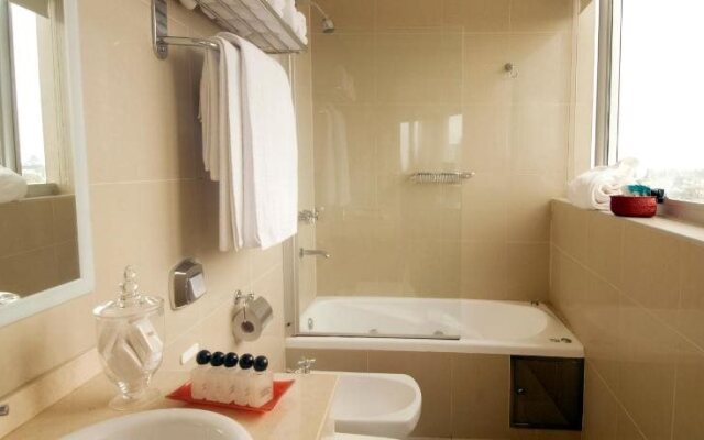 Plaza Suites Campana