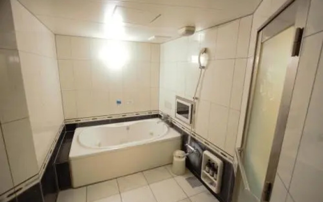 Hotel LaLa (Adult Only)