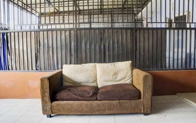 OYO 92826 Penginapan Syariah Faster Inn