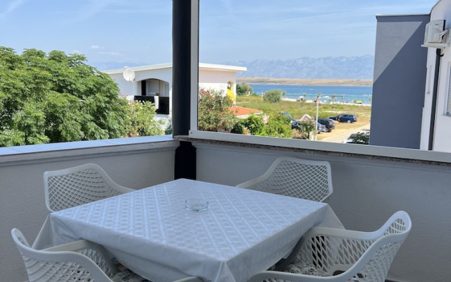 Apartment Lavaran 4 in Vir