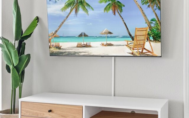 Kasa Wellington South Florida