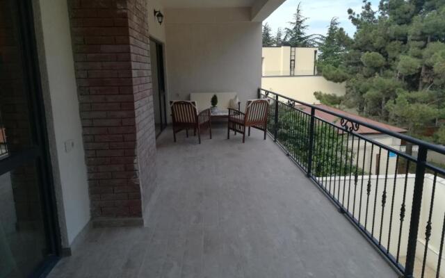 Kapo's Place