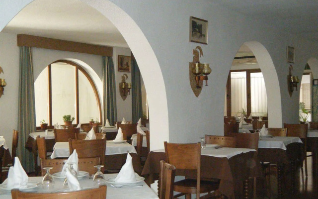 Hotel Blasón Junior