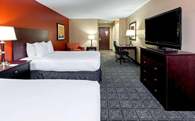 Comfort Inn & Suites Irving Las Colinas DFW