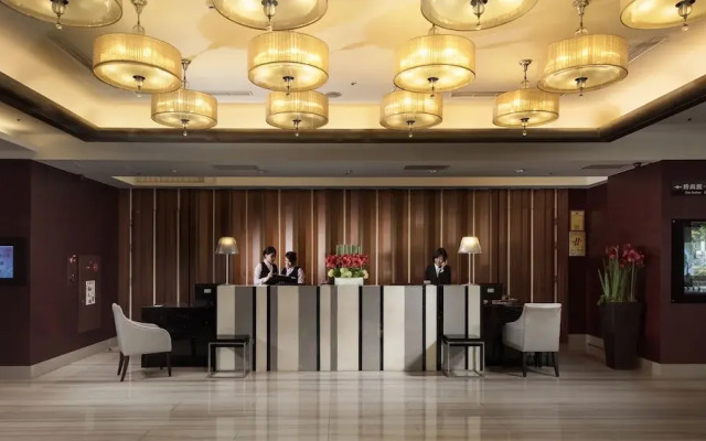 Urban Hotel33
