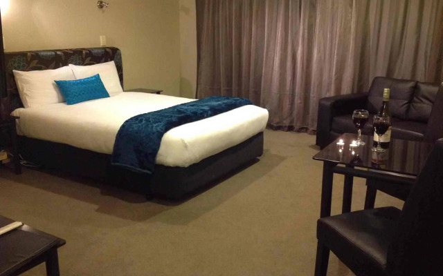 Pacific Coast Motor Lodge