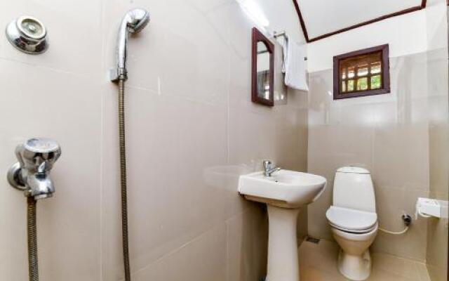 OYO 25089 Gold River Indraprastha Houseboat