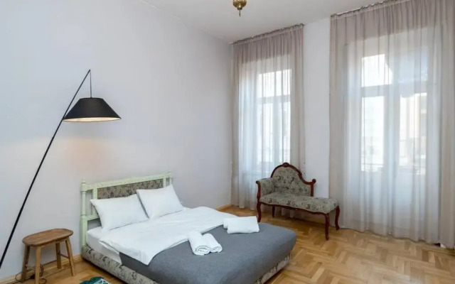 Stylish 2BR apt in the heart of old Tbilisi