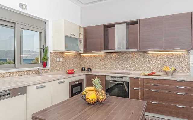 Akti Villa - Seaside Living