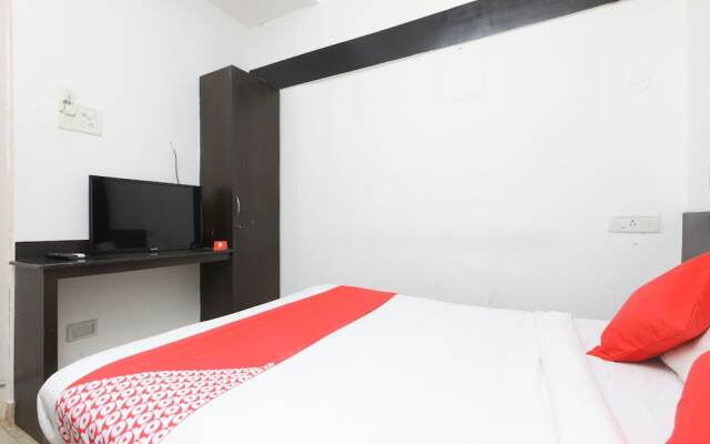 Cloud 7 Serviced Apartements by OYO Rooms