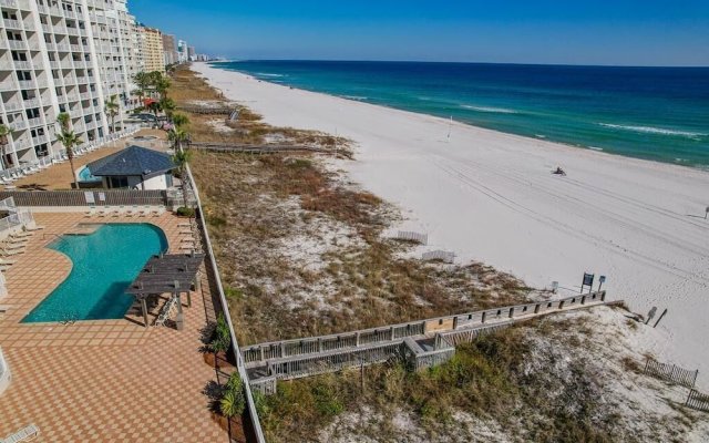 Beautiful 3br/2ba Beachfront Condo,sleeps 8