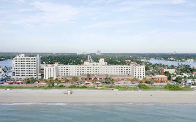 306 Studio Hollywood Beach