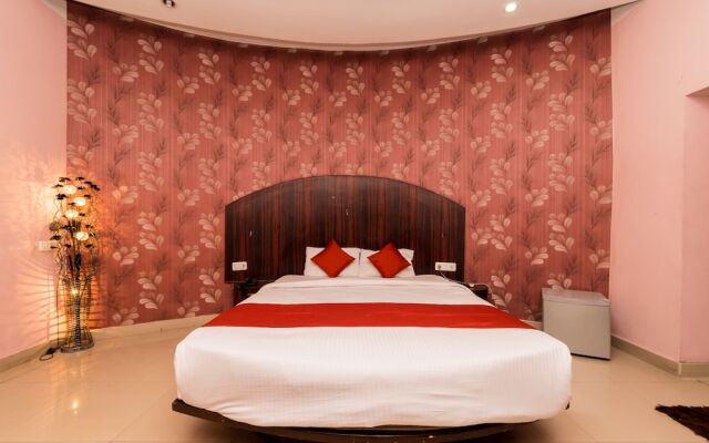 OYO 3276 Hotel Rockstar Suites