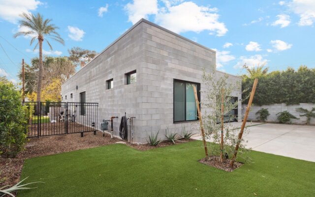 Twin Sunsets Oasis with 2 Pools