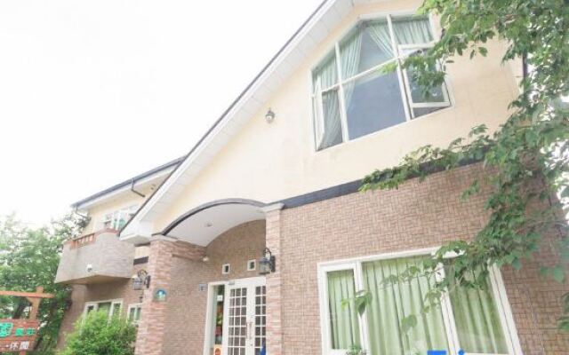 Xinleyuan Leisure Farm House