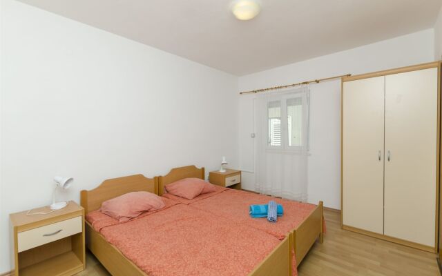 House Petar