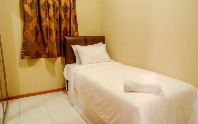 Big 2 BR (76 sqm) Apartment Grand Palace/Pallazo Kemayoran