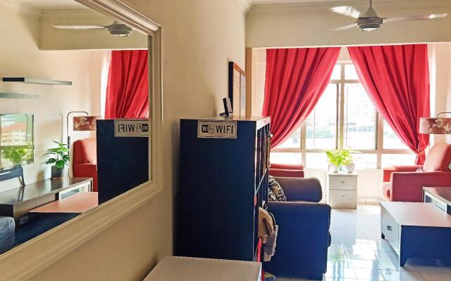 Calv's Suria Kipark Damansara 3R2B Apartment