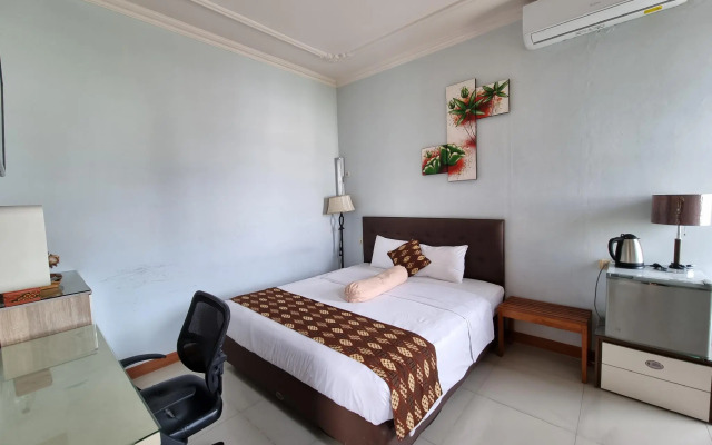 Rene Hotel