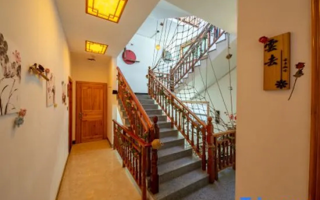Wuyuan mist wonderland Scenic Area Hotel