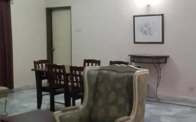 Golden City Apartment - Leisure Holiday Resorts