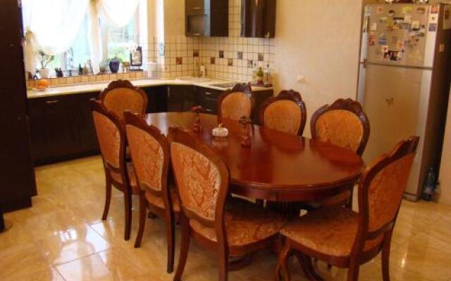 Pin Guest House