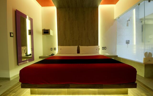 Auto Hotel Marques - Adults Only