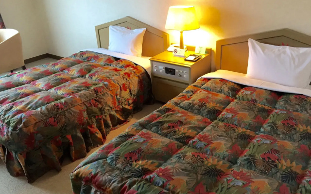 Breezbay Hotel & Resort Gero