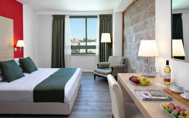 Legacy Hotel