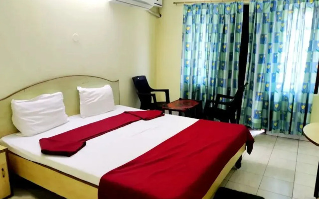 Goroomgo Bollywood Asish Puri