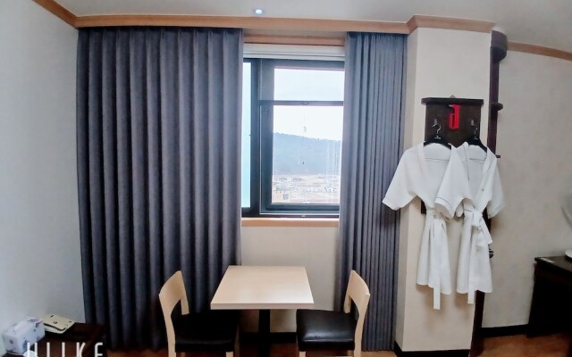 Fresia Tourist Hotel