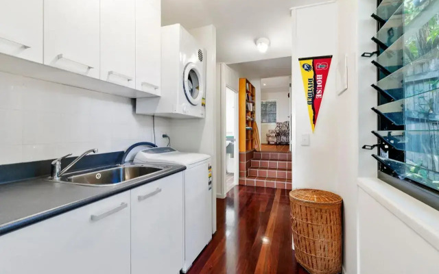 Blue House At Bigoon