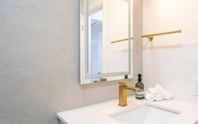 ONE Bedroom Apartment