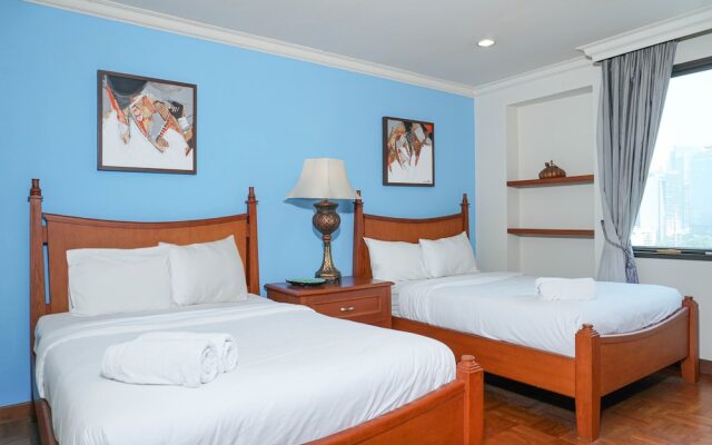 Good Location 2BR at Park Royale Apartment