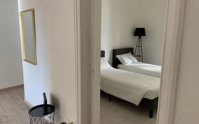 Porta Rossa Apartment