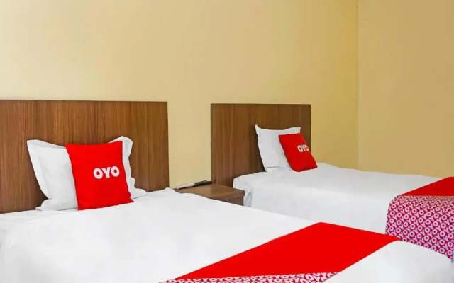OYO Life 709 Menjangan Residence at Klayatan