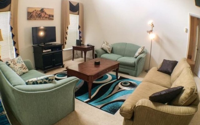 Rebecca 1321 Apartment 4 Bedroom