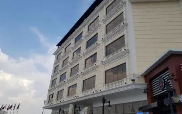 STwin Hotel