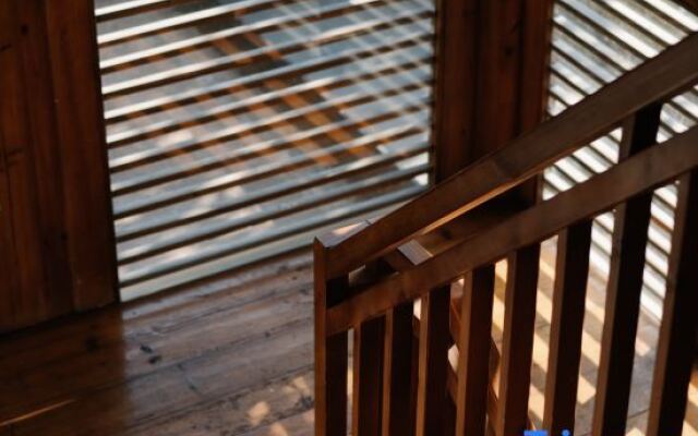 Qianhu Xingzhe Shangju Hotel