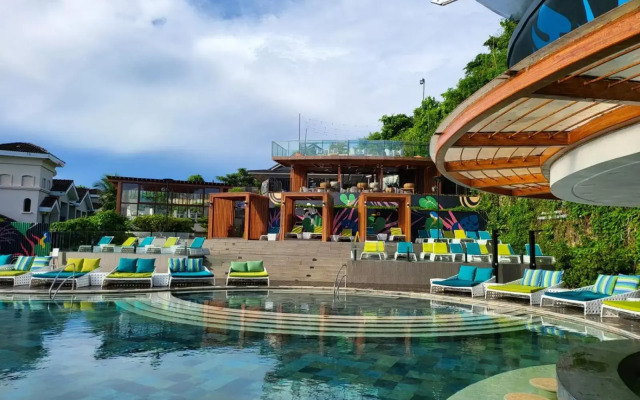 Fairways and Bluewater Boracay