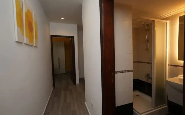 The Yellow Apartment Badaro 3 Bdrm 24 7 Electric