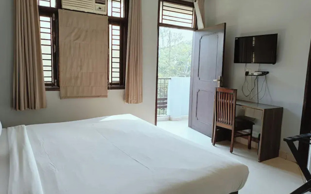 Silver Arrow Guest House