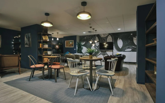 Student Only George Street