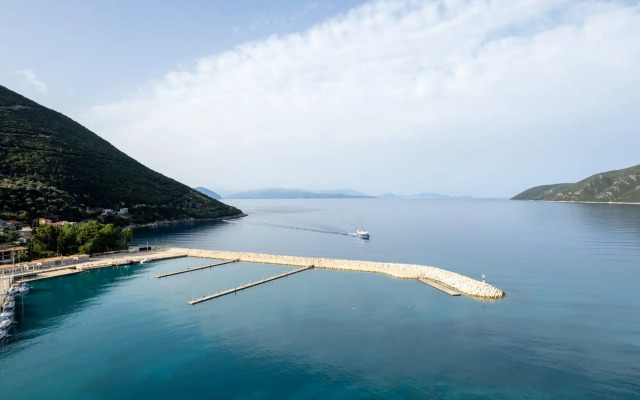 Elisso Hotel