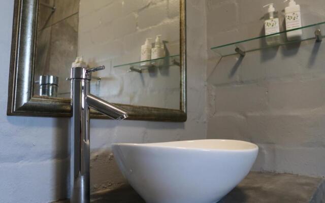 Hemel en Aarde Village Accommodation