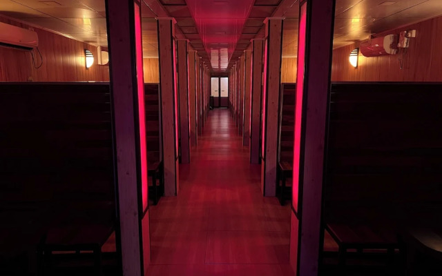 Oasis Floating Hotel Yangon