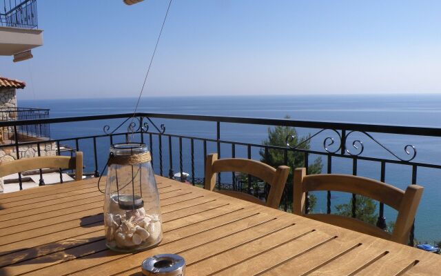 Koumaros Villas