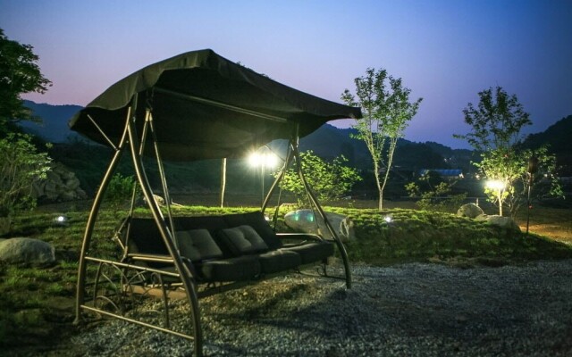Yeoulmok Pension