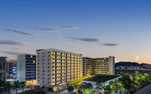 Yizhi Hotel (Guangzhou Baiyun International Airport T2T3Branch)